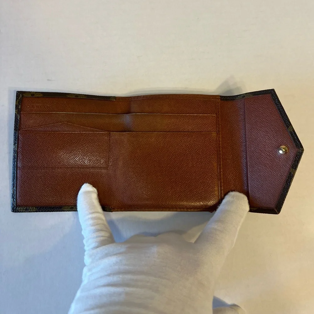 Louis Vuitton Elise Monogram Trifold‎ Wallet - Picture 8 of 14